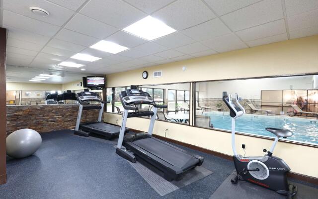 AmericInn by Wyndham Grand Rapids Airport North