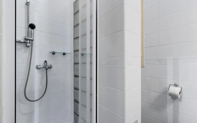 BpR Pyvo Street Home with balcony