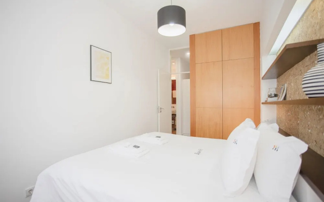 Liiiving - Light Trendy Apartment