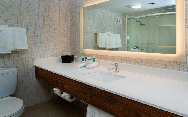 Holiday Inn Express Fullerton - Anaheim by IHG