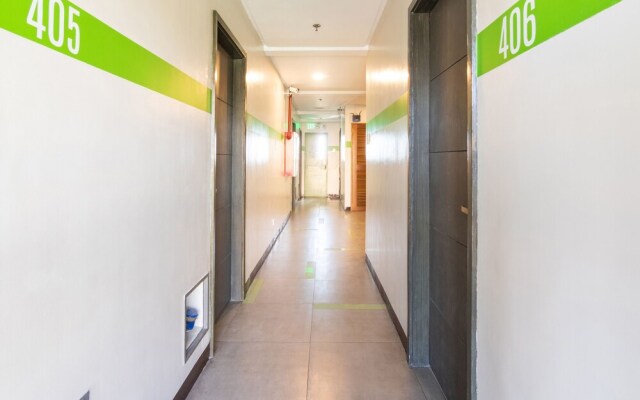 Regal Residences by Oyo Rooms