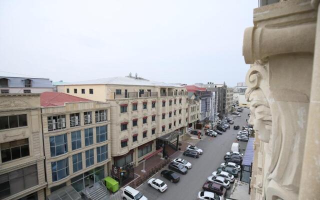 Altus Hotel Baku - Free Massage