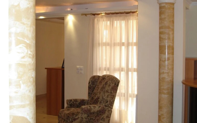 Perdika Suites