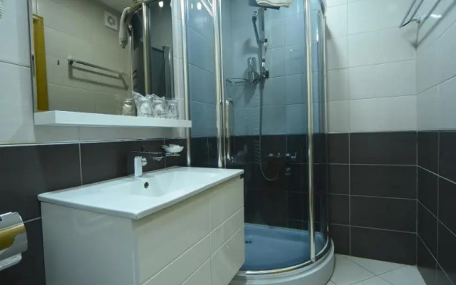 Garni Uni Elita Lux Hotel