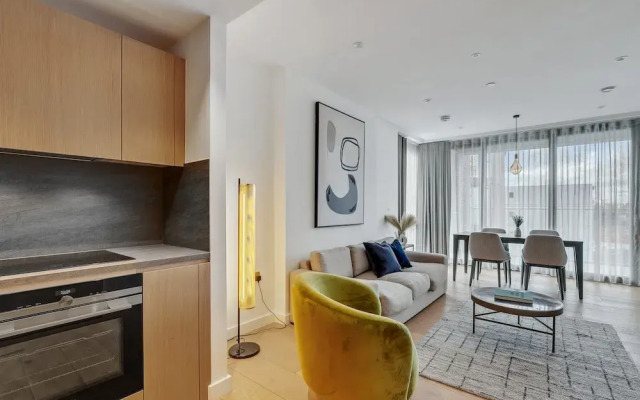 Timeless London Charm