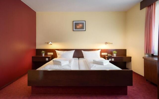 KONTAKTLOS Hotel Am Kappelberg KONTAKTLOS