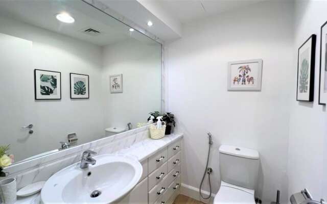 Elegant 2bedroom With Balcony in Dubai Marina