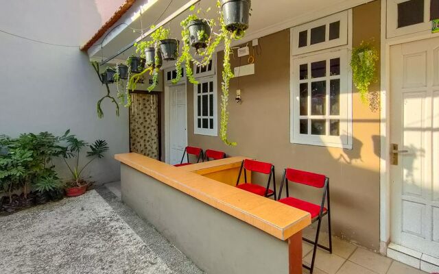 RedDoorz @ Oro Oro Ombo Batu