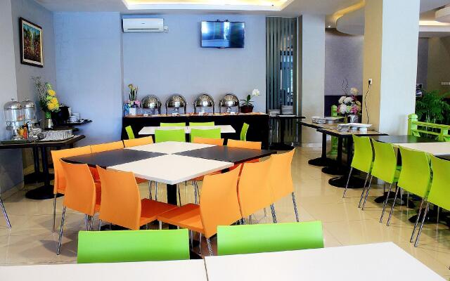 ZEN Rooms Lengkong Gatot Subroto