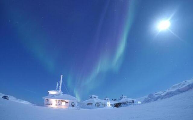 Aurora Cabin