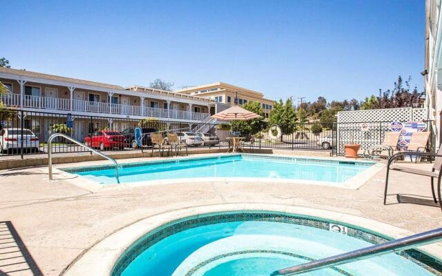 Rodeway Inn Old Town Temecula