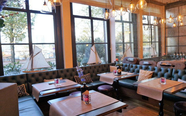 The Hendrick's Hotel