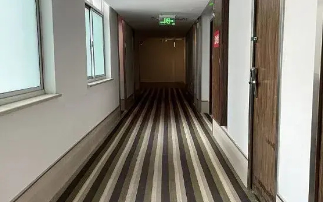 Hamoe Hotel (Shanghai Jinshan Zhujing Wan'an Street)