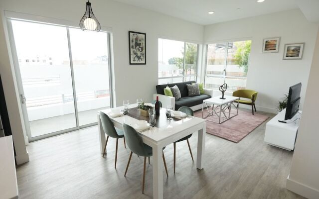 Panoramic Central Residences