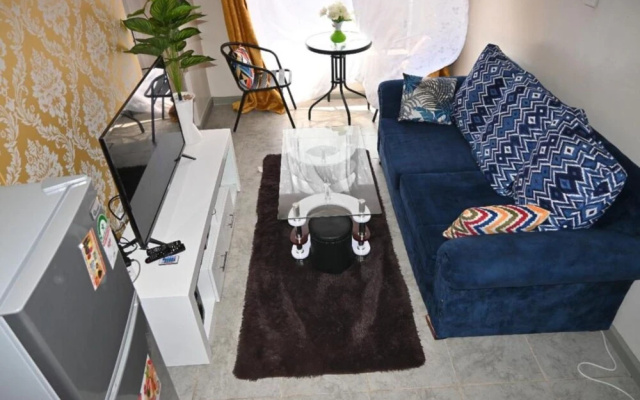 Stay.Plus Royal Suburbs Apartments