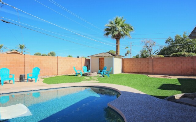 7258 E Wilshire Dr Home