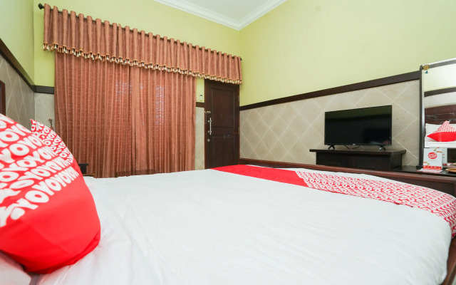 OYO 1588 Hotel Bintang