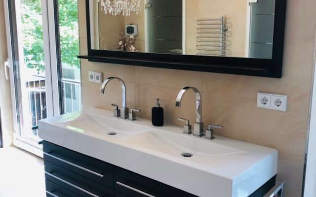 Luxus Ferienhaus am See