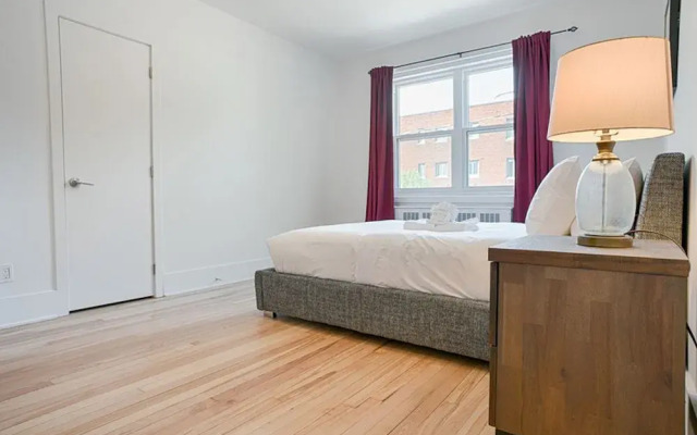 Serene 3br In Cote Des Neiges By Sonder