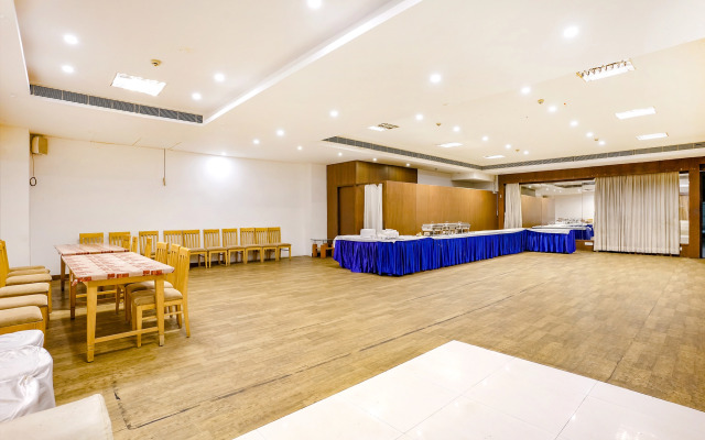 FabHotel Cambay Sapphire