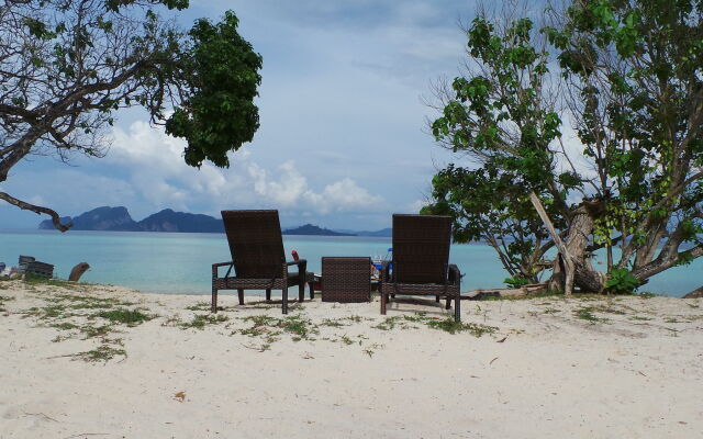 Reef Resort
