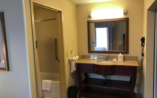 Hampton Inn & Suites Bloomington-Normal