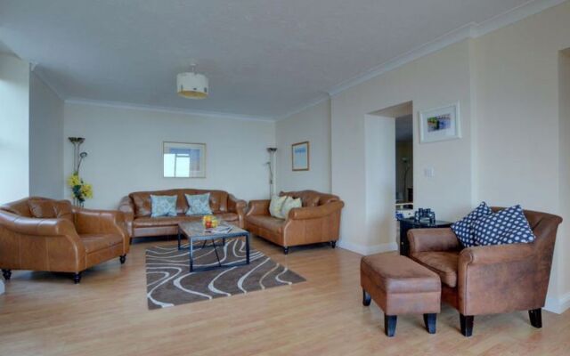 1 Devon Beach Court