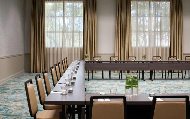 Renaissance Shoals Resort and Spa