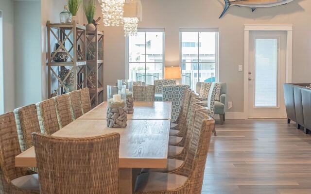 Marlin Madness 909 by RedAwning