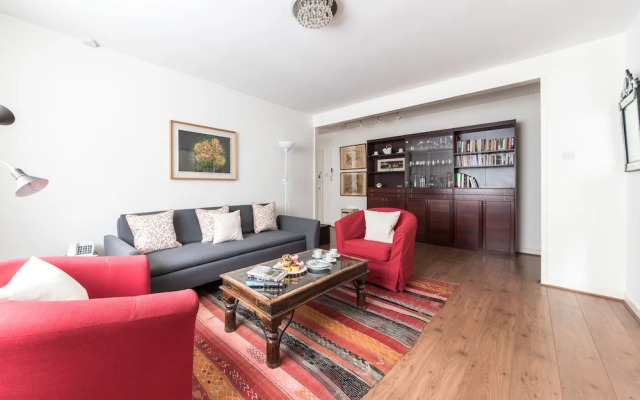 A Place Like Home - Comfortable South Kensington Apartment