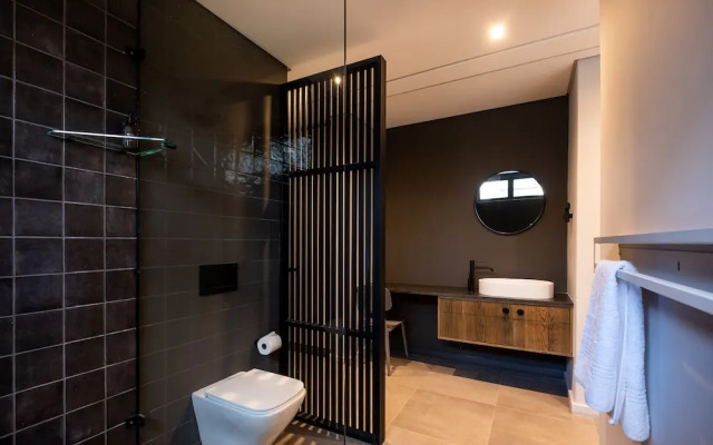 The Woods Luxury Homes - Elaleni Estate