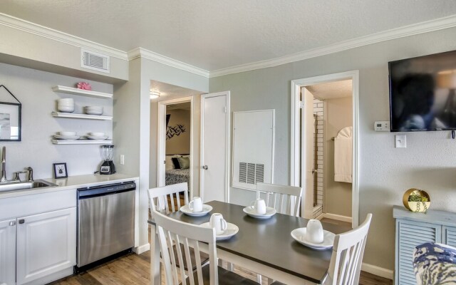 Victorian 8202-just Beachy