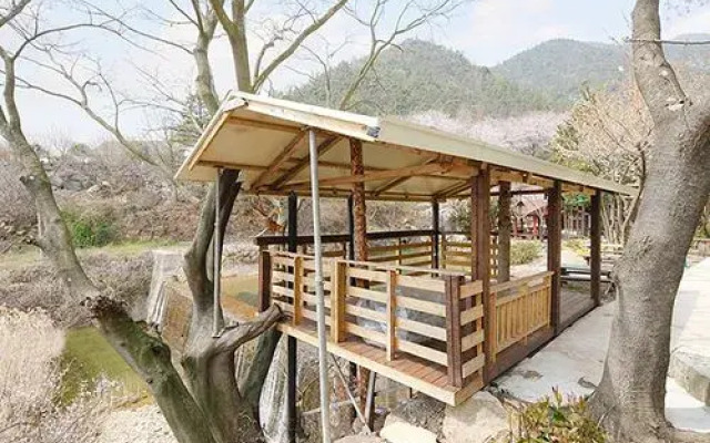Suncheon Pool Valley Pension