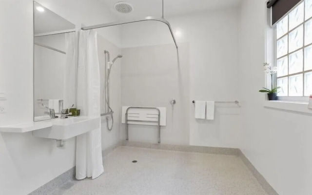 Coastal Vibe Apartments