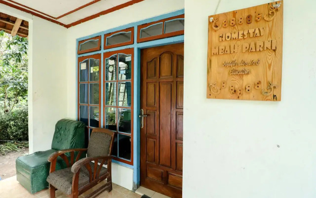 Homestay Mbah Parni By Zuzu