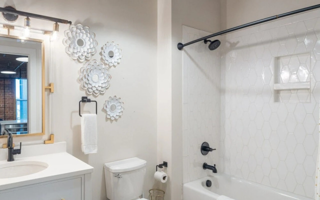 Cosmic Nashville at The 1865