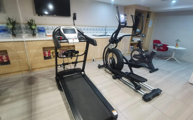 Holiday Inn Express Shanghai Gubei by IHG