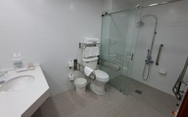 Hotel Diego de Almagro Castro