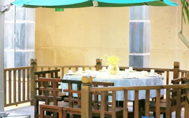 Qionghai waika Hotel (Wanquanhe store)