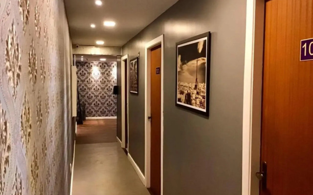 Eleganz Hostel & Suites
