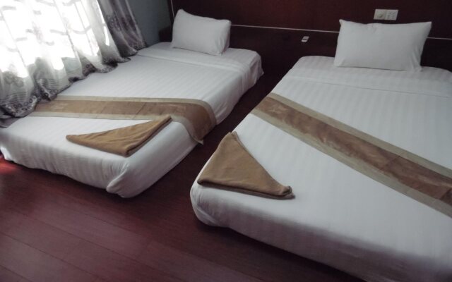 Golden Bayon Guesthouse