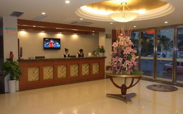 GreenTree Inn Huainan South People Road Hotel
