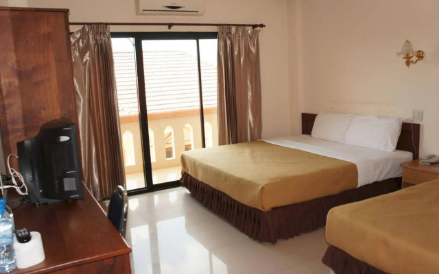 Chaleunehoung Hotel