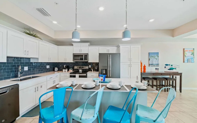 3141 Paradox Circle #406