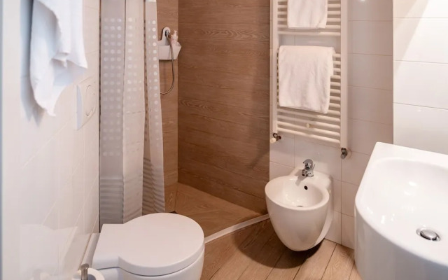 Viale Lecco 105 by Wonderful Italy