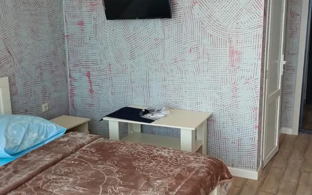 Бон Амур (Алахадзы)