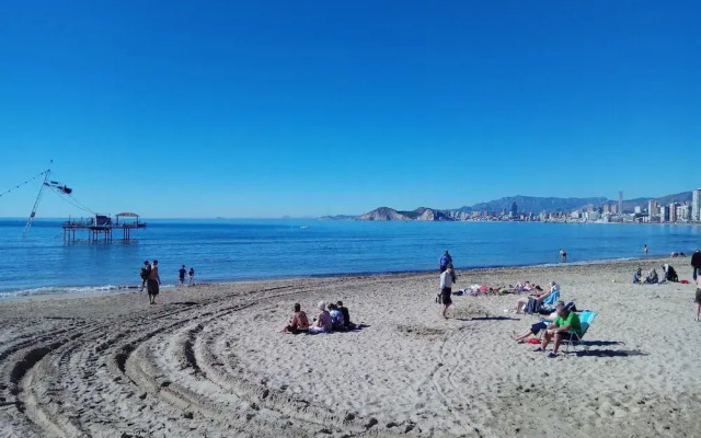 Apartment 1 bedroom 90m Levante Beach