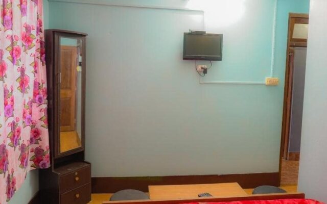 Hotel Three V