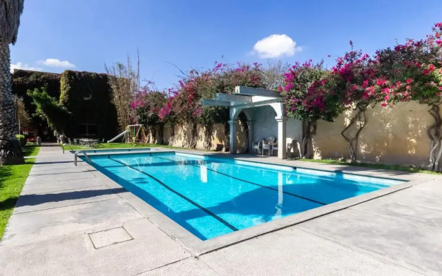 Capital O Mansion los Arcos