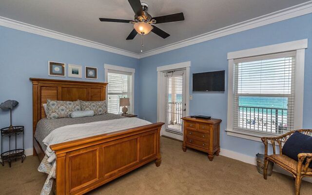 Las Olas by RedAwning